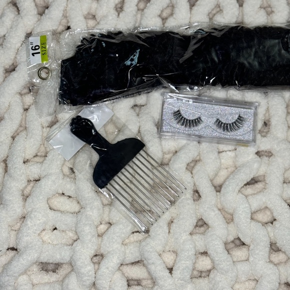 Afro Kinky Curly Clip in Hair Extensions - Picture 2 of 2